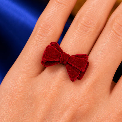 The "Snow White" Bow Ring